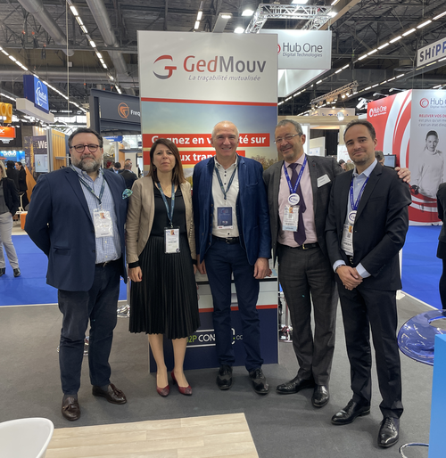 De gauche à droite, Benoît Aujay – Directeur Général B2PWeb et S2PWeb, Audrey Cayetano – Directrice Produit B2PWeb, Jean-Claude Plâ – Président de H2P, Philippe Mangeard, Président de TK’Blue Agency, Nicolas Darfeuille, Vice-Président Exécutif de TK’Blue Agency.