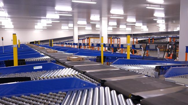 Les équipes d’Actemium Lyon Logistics intègrent des solutions adaptées, éprouvées et sont également en mesure de développer des applications spécifiques qui couvriront l’ensemble des besoins en logistique