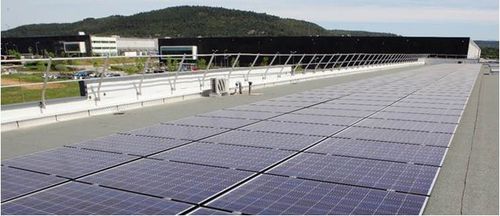 En pleine COP 21, Ségolène Royal a désigné les 212 projets lauréats de l’appel d’offre. Parmi les lauréats un seul acteur de l’immobilier, BARJANE, a été retenu, affirmant sa volonté de développer des bâtiments à énergie positive et d’œuvrer pour la transition énergétique en favorisant la production d’énergie verte grâce aux centrales photovoltaïques. 