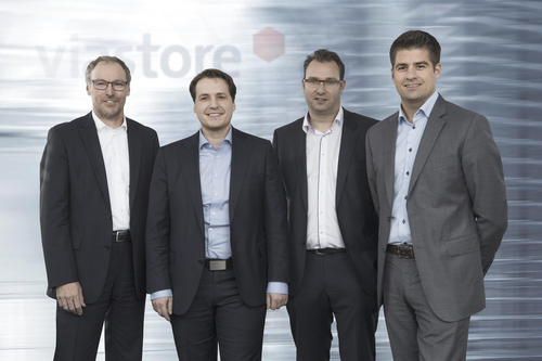 Detlef Ganz COO de viastore , Fin Geldmacher et Lars Gregor dirigeants de Prismat et Philipp Hahn-Woernle, CEO de viastore.