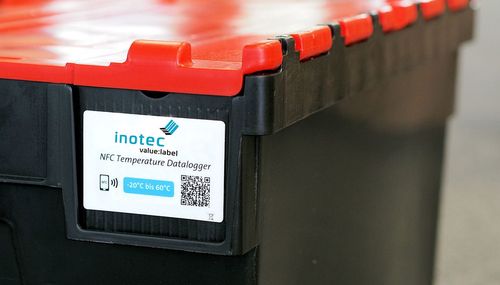 De la taille d’une carte de crédit, l’inotag TempLogger est doté d’un capteur intelligent qui permet de relever et de stocker les prises de températures