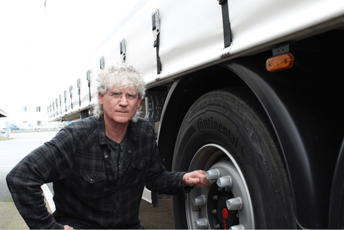 Edgar Malaterre est chauffeur poids lourd depuis 1983 et travaille chez Tremblaye Location Centre depuis 8 ans.