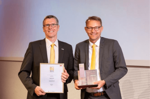 Le chargeur de batteries polyvalent SLH 300 de Jungheinrich remporte le ‘Best of Industry Award’