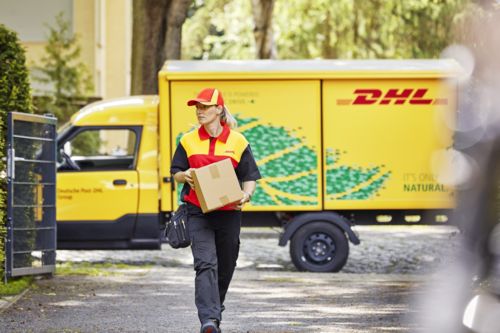 S'appuyant sur les valeurs du Groupe « Respect & Résultats », le Groupe Deutsche Post DHL continuera également à promouvoir l'inclusion et l'égalité des chances au sein de l'organisation. 