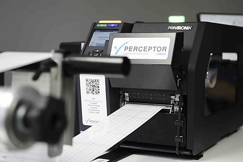Perceptor PTXL permet un contrôle global des systèmes d'impression pour la précision et la conformité des étiquettes