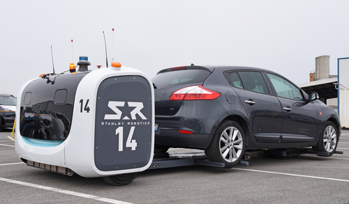 GEFCO teste le robot autonome mobile de Stanley Robotics pour ses opérations de stockage de véhicules