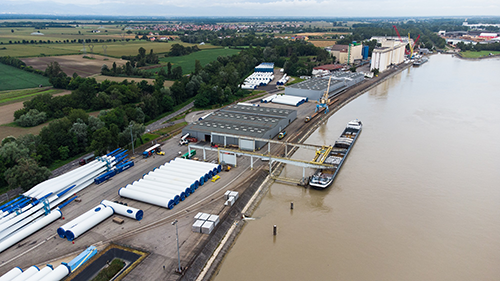 Vue arienne du port rhnan de Colmar Neuf-Brisach