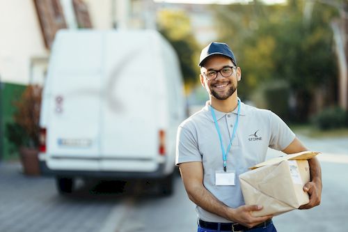 STERNE prend en charge 40% des flux BtoB avec notamment la livraison des hypermarchés et des Espaces Culturels, mais également des flux BtoBtoC avec la livraison des commandes Internet à l’accueil des magasins.