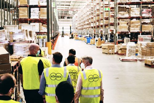 Seuls 37 % des professionnels de la supply chain disposent d'un nombre suffisant d'employés, et plus d'un sur trois renouvelle chaque année au moins 50 % de son personnel d'entrepôts.