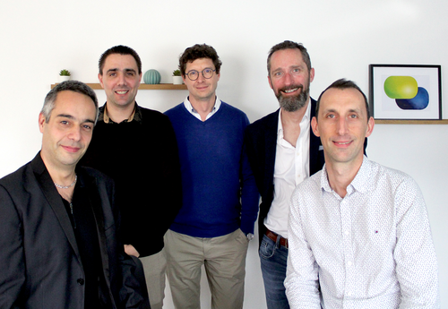 De gauche droite : Emmanuel Belmont, Nicolas Jaffeux, Romain Djiniadhis, Cédric Nivelle, Xavier Brun.