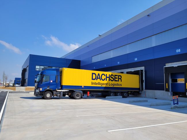 DACHSER inaugure son nouveau site logistique  Arras