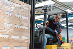 XPO Logistics et les Banques Alimentaires signent un partenariat pour la chane dapprovisionnement des produits daide alimentaire en France