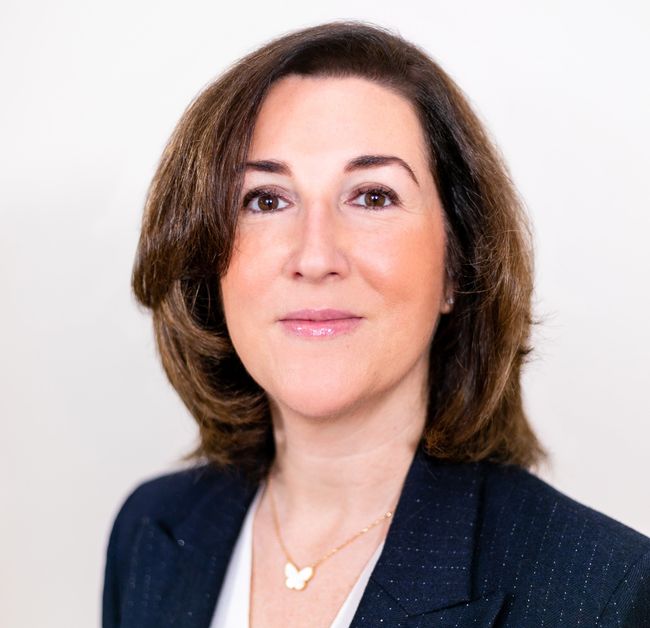 Olivia AMOZIG-BELLOT, Directrice de la stratégie et de la transformation industrielle de la branche Services-Courrier-Colis du groupe La Poste<br>
 Groupe La Poste