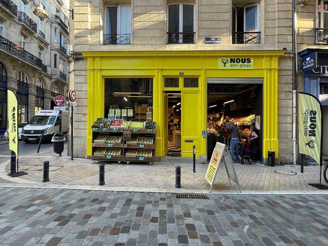 Constitué aujourd'hui de 26 magasins, le réseau de Nous anti-gaspi s'est développé d'abord en  Bretagne, près du siège initial de la société situé à Cesson-Sévigné (35)