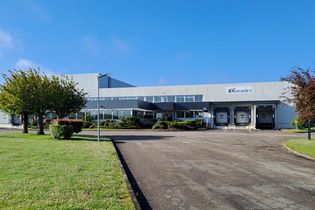 Make Up For Ever acclre sa transformation logistique avec ID Logistics