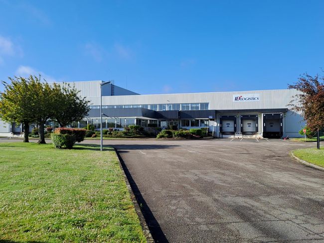 Le site de Beauvais intègre environ 1 500 références et 4 200 palettes de stockage.<br>
©ID Logistics.