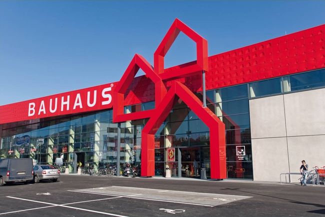 En Norvège, Bauhaus a transféré  l’intégralité de sa logistique vers le magasin de Vestby. <br>
          Crédit photo : Bauhaus.