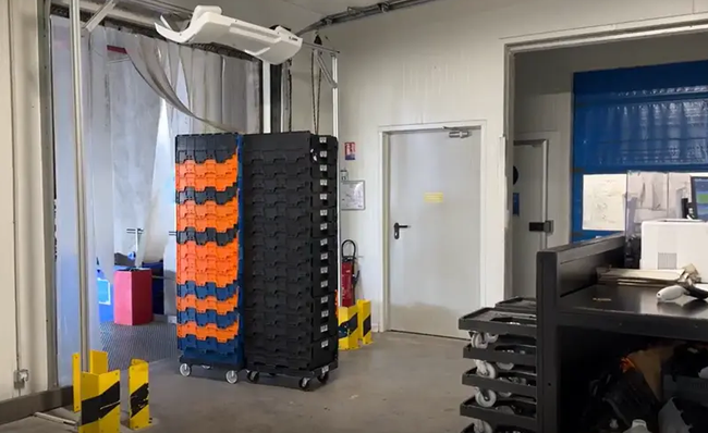 Le dispositif s’articule autour de stations RFID fixes et antennes Zebra Technologies, positionnées  sur deux quais d’expédition. <br>
Crdit photo : ParisNordis