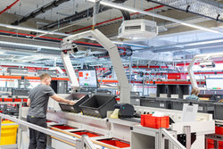 FEGA & Schmitt mise sur un centre de traitement des commandes hautement automatisé
