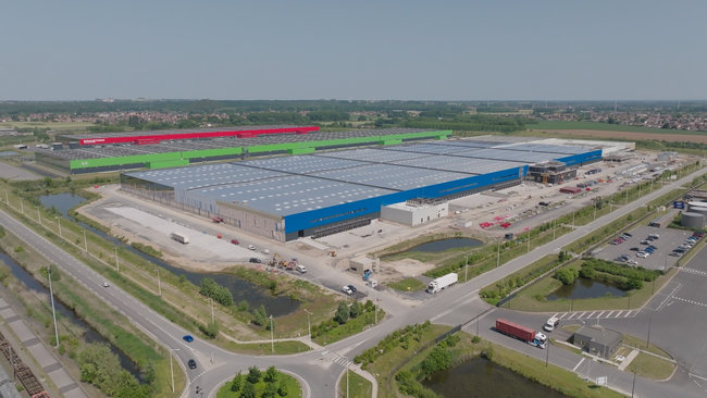 ID Logistics et PepsiCo France annoncent l’ouverture d’un entrepôt de 56 000 m² à Dourges (Pas-de-Calais).<br>
© Adrienne Production