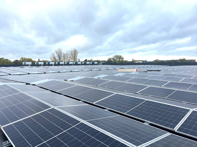 L’extension, opérationnelle en mai 2026, permettra de répondre à la croissance du marché et d’accueillir de nouveaux services.<br>
        Crédit photo : Movianto