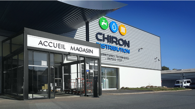 &Agrave; Cholet, la PME familiale Chiron Distribution automatise ses pr&eacute;parations de commandes de d&eacute;tail avec la solution SCALLOG.<br>
          Cr&eacute;dit photo : Chiron Distribution / SCALLOG.