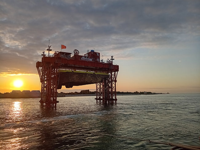 Fagioli est leader reconnu dans la conception, l'ing&eacute;nierie et l'ex&eacute;cution de transports sp&eacute;cialis&eacute;s et de levage de charges lourdes.<br>
          Cr&eacute;dit photo : CEVA Logistics..