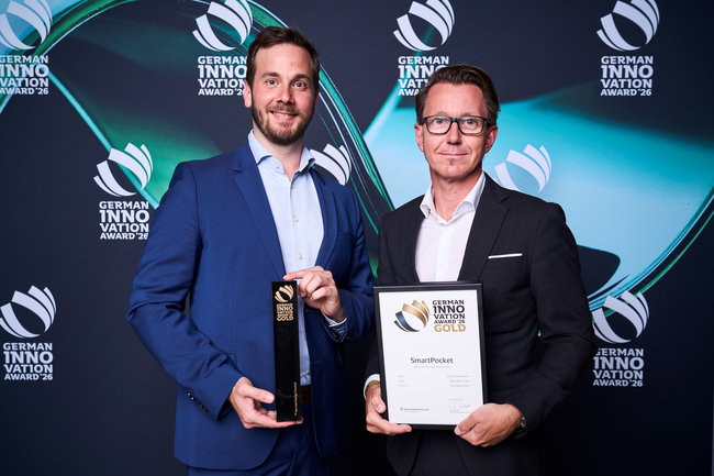 De gauche &agrave; droite : Gernot W&ouml;ckinger (Program Manager SmartPocket) et Gerhard Bammer (Director R&D Smart Mechatronics) <br>
        Cr&eacute;dit photo : Grand Visions.
