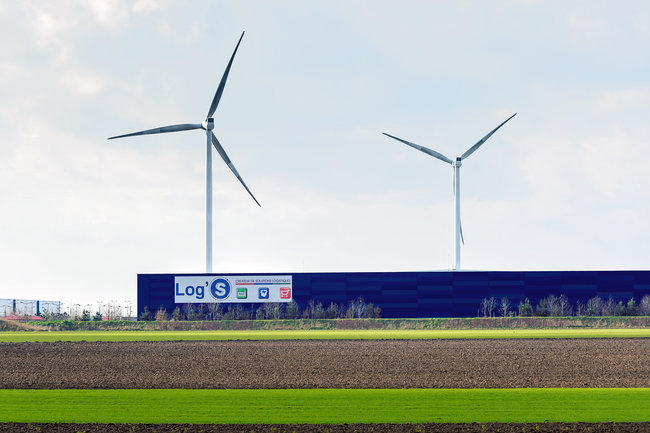 ALe partenariat entre Shippingbo et LOG'S avait initialement d&eacute;marr&eacute; autour des acteurs e-commerce les plus agiles et des pure players. Cette nouvelle &eacute;tape &eacute;largit d&eacute;sormais l&rsquo;approche aux environnements MidMarket et Enterprise, avec des enjeux plus industriels autour de l&rsquo;automatisation, de la robotisation et de la gestion multi-canaux.<br>
                              Cr&eacute;dit photo : LOG'S.