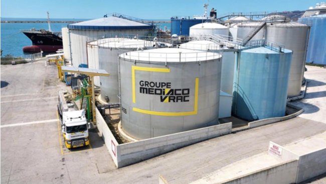 Apr&egrave;s le passage au SaaS en 2023, cette nouvelle &eacute;tape vise &agrave; automatiser davantage les traitements documentaires et &agrave; s&eacute;curiser les op&eacute;rations de d&eacute;douanement dans un contexte r&eacute;glementaire toujours plus exigeant.<br>
          Cr&eacute;dit photo : MEDIACO VRAC.