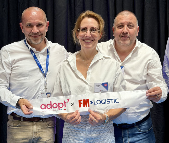Le contrat, conclu pour une dur&eacute;e de 6 ans,  accompagne un plan de mont&eacute;e en puissance pr&eacute;vu en trois &eacute;tapes entre 2026 et 2028, avec une augmentation progressive des surfaces, des volumes et des effectifs d'Adopt.<br>
Cr�dit photo : FM Logistic.