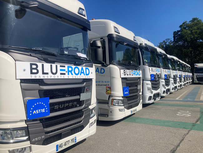 Les carburants alternatifs &eacute;quipent aujourd&rsquo;hui pr&egrave;s d&rsquo;un quart des 51 moteurs exploit&eacute;s par Blueroad.<br>
            Cr&eacute;dit photo : Blueroad Transports & Solutions.