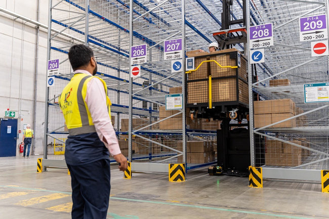 Le r&eacute;seau allemand d'ID Logistics compte aujourd&rsquo;hui 4 800 collaborateurs et couvre 910 000 m&sup2;, avec une capacit&eacute; de stockage de 800 000 palettes.<br>
  Cr&eacute;dit photo : ID Logistics.